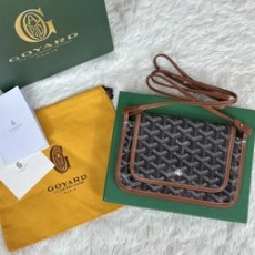 고야드 플뤼메 미니 크로스백