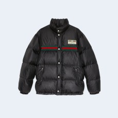 구찌 발수 다운 자켓 블랙