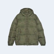 구찌 점보 GG 캔버스 다운 재킷