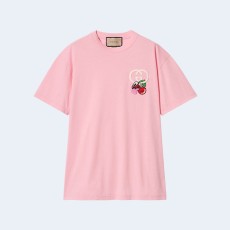 구찌 코튼 저지 체리 패치 티셔츠 핑크