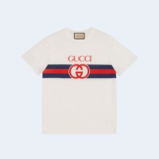 구찌 부띠크 로고 화이트 티셔츠