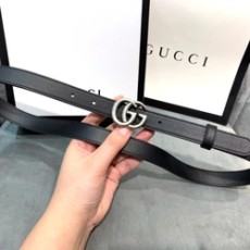 구찌  GG 버클 벨트
