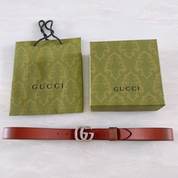 구찌  GG 버클 레더 양면 벨트