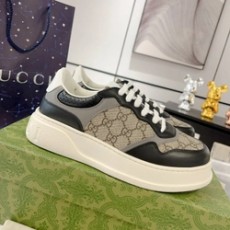 구찌 청키 B 스니커즈