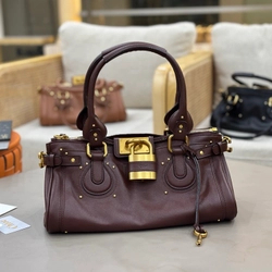 끌로에 패딩턴 렉탱귤러 락 숄더