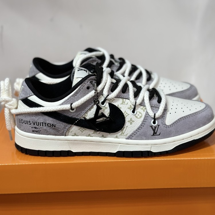 나이키 x 루이비통 덩크 로우