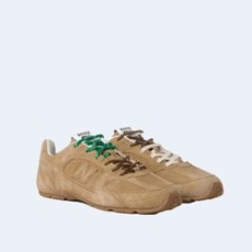 뉴발란스 X 미우미우 스웨이드 메쉬 스니커즈