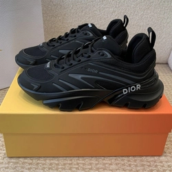 디올 B44 블레이드 스니커즈