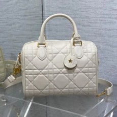 디올 그루브 토트백 25