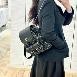 디올 카로 백팩 미디엄