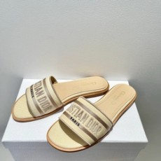 디올 DWAY 디웨이 뮬 슬리퍼