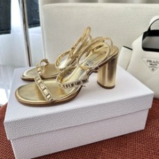 디올 디오리심 힐 샌들