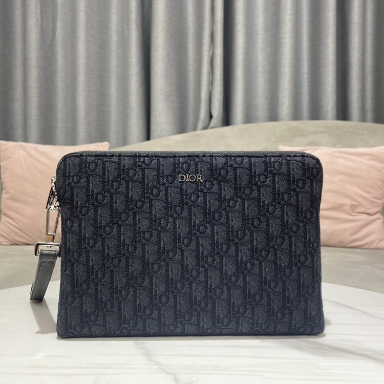 디올 오브리크 클러치