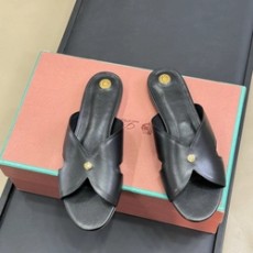 로로피아나 베라 뮬 샌들