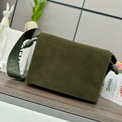 로에베 플라멩코 스웨이드 크로스백