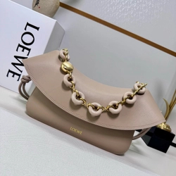 로에베 OLA 올라 미디엄 레더 숄더 AP22P22