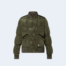 루이비통 패디드 나일론 보머 자켓 1AAWS7