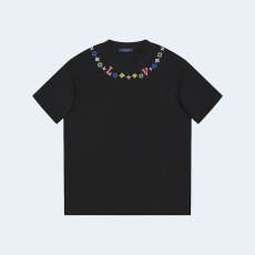 루이비통 엠벨리시드 넥라인 티셔츠 블랙