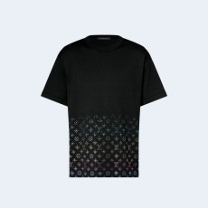 루이비통 모노그램 그라디언트 엠벨리시드 쇼트 슬리브드 크루넥 1AGTLG