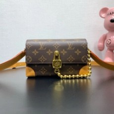 루이비통 스티머 웨어러블 월릿 M14738