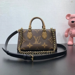 루이비통 온더고 이스트 웨스트 체인 리버스 캔버스 M14236