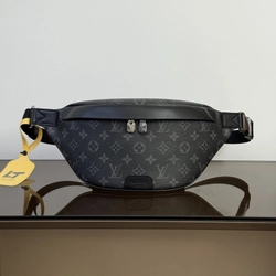 루이비통 디스커버리 범백 M46035