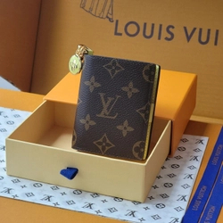 루이비통 참 포켓 반지갑 M14628