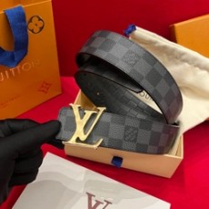 루이비통 다미에  금장 버클