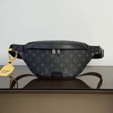 루이비통 디스커버리 범백 M46035