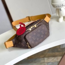 루이비통 24SS 러시 범백 M11539