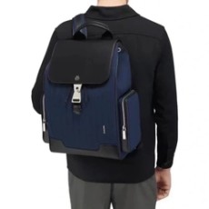 리모와 플랩 백팩