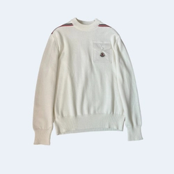 몽클레어 체스트 포켓 로고 패치 니트 화이트