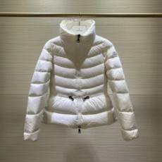 몽클레어 아르테미스 패딩 화이트