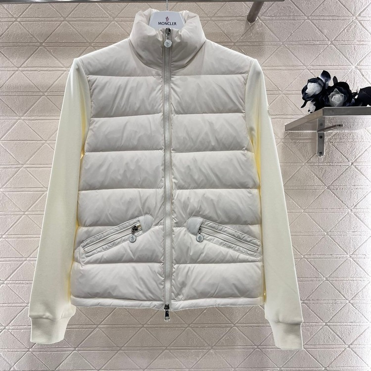 몽클레어 울 니트 다운 화이트