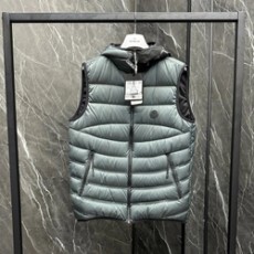 몽클레어 누비에라 베스트 패딩