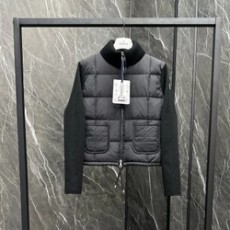 몽클레어 패딩 블랙