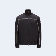 몽클레어 로고패치 하이넥 집업 자켓