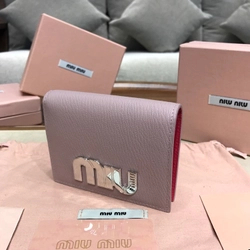 미우미우 포켓 반지갑