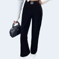 미우미우 로고 벨벳 팬츠