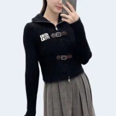 미우미우 버클 니트 가디건 블랙