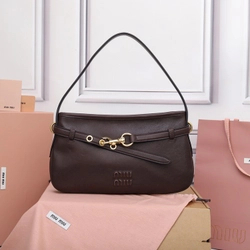 미우미우 어드벤처 숄더백 5BC182