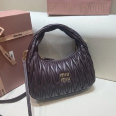 미우미우 미디엄 완더 마테라쎄 나파 호보백 5BC153