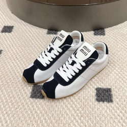 미우미우 플룸 나파 스웨이드 스니커즈