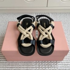 미우미우 리비에르 샌들