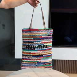 미우미우 크로셰 토트백 5BG248