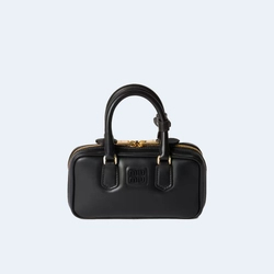 미우미우 미니 아르카디 가죽백 블랙