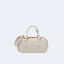 미우미우 레귤러 아르카디 가죽백 화이트