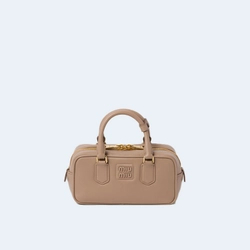 미우미우 레귤러 아르카디 가죽백 카메오