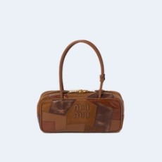 미우미우 보 가죽백 패치워크 백