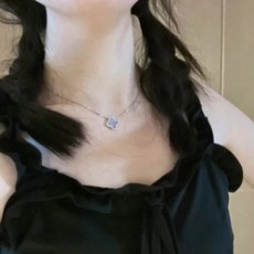 반클리프 알페 알함브라 펜던트